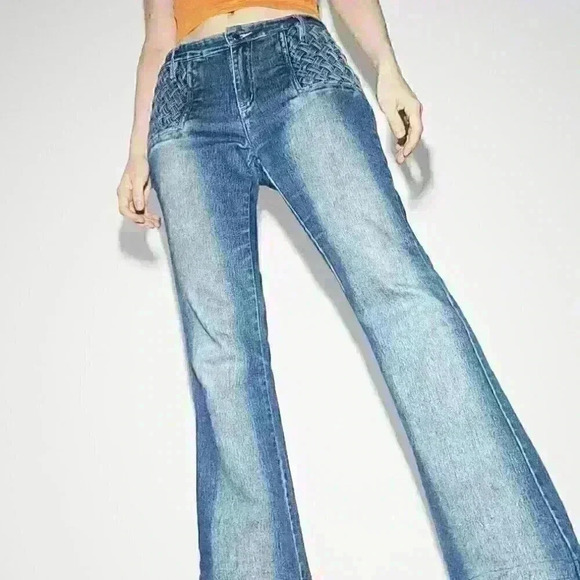 Vintage Y2K faded flared jeans with braid details ✦ mid rise ✦ medium wash - Picture 3 of 16